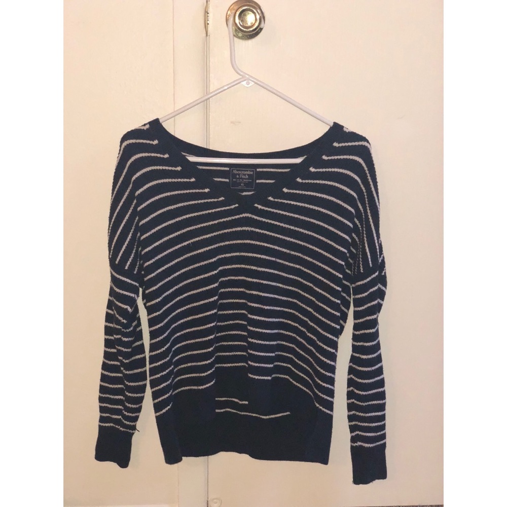 Abercrombie And Fitch long sleeve tee